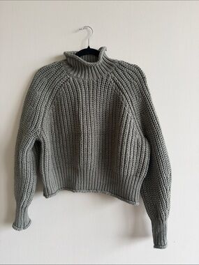 H&M Chunky Turtleneck Sweater - Light Gray